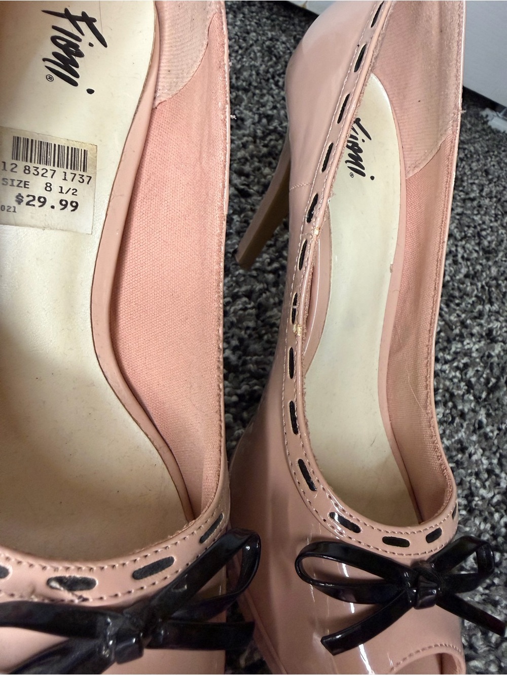 FIONI Clothing Peep-Toe Patent Pumps in Blush and Black Bow - Picture 9 of 9